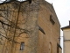 Photo suivante de Saint-Avit-Sénieur Le chevet de l'église et au dessus une bretèche.