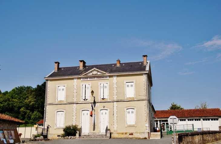 La Mairie - Saint-Front-d'Alemps