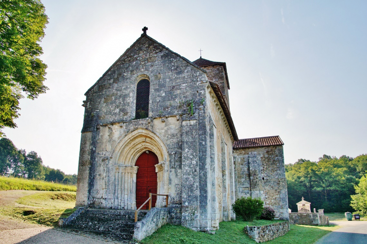 <<église Saint-Front - Saint-Front-sur-Nizonne