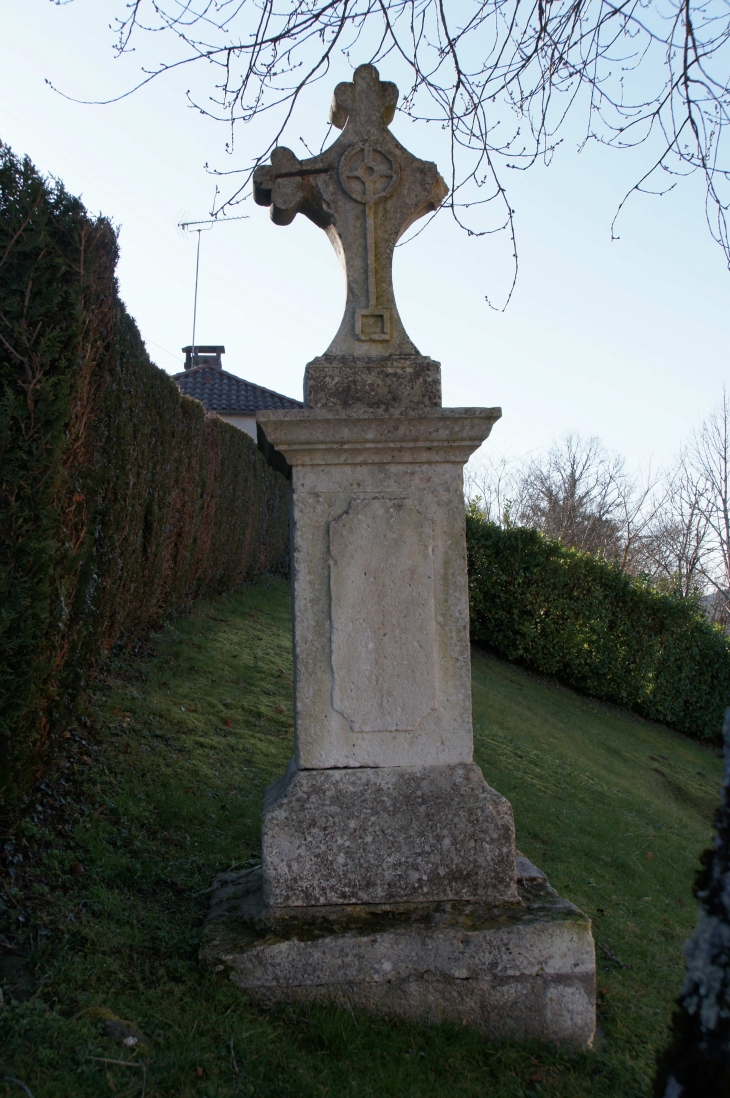 Croix de Chemin. - Saint-Geyrac