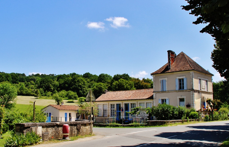 La Commune - Saint-Jean-de-Côle