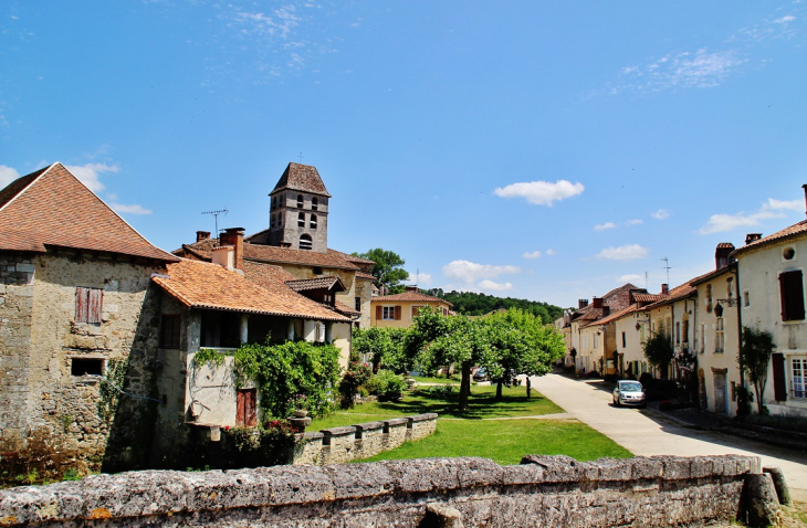 La Commune - Saint-Jean-de-Côle