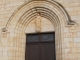 Photo suivante de Saint-Laurent-des-Hommes Le portail de l'église.