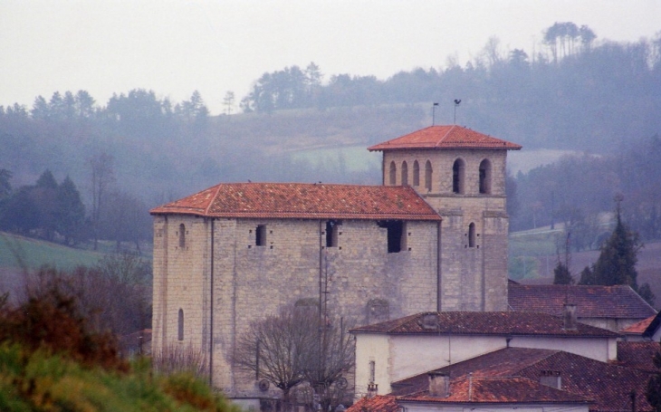 Vue de l'église du lieu-dit Bouyerie - Saint-Martial-Viveyrol