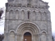Photo suivante de Saint-Martin-de-Gurson Façade 12ème de l'église de style saintongeais (MH).