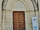 Photo suivante de Saint-Pierre-de-Chignac  église Saint-Pierre