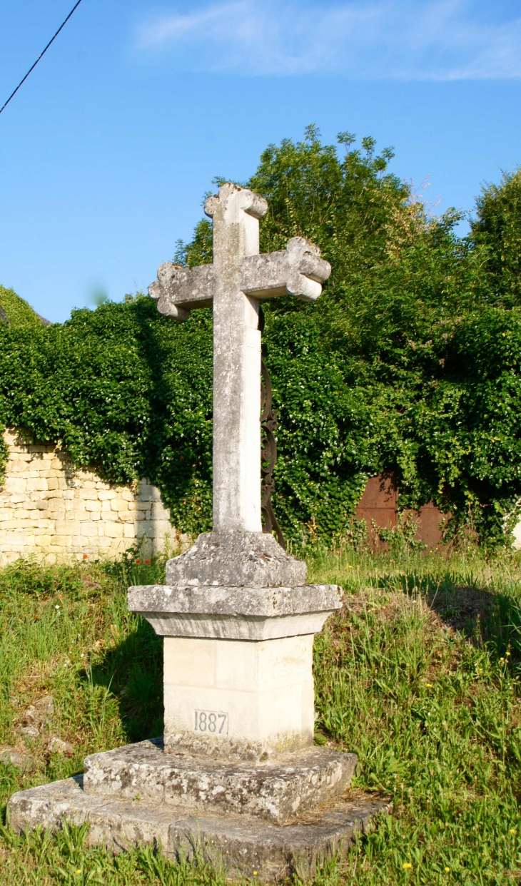 Croix de Mission de 1887. - Saint-Rabier