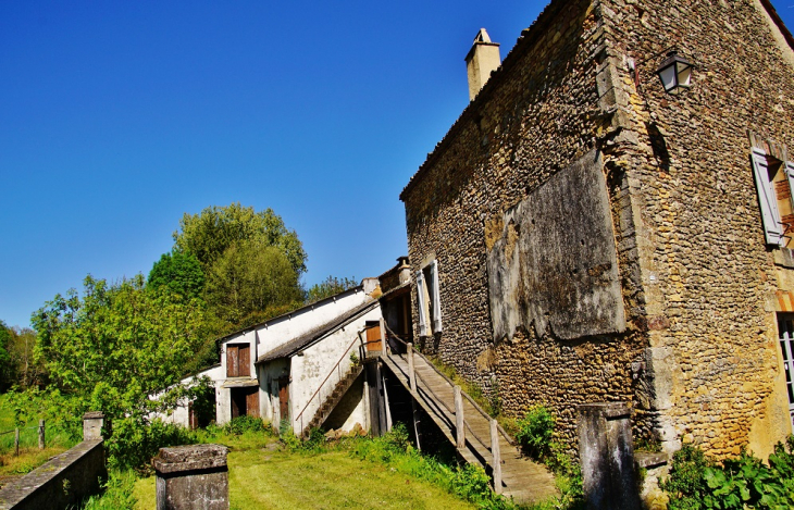 La Commune - Sainte-Alvère