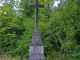 Photo suivante de Segonzac Croix de sépulture des Vicomte et Vicomtesse de Segonzac.