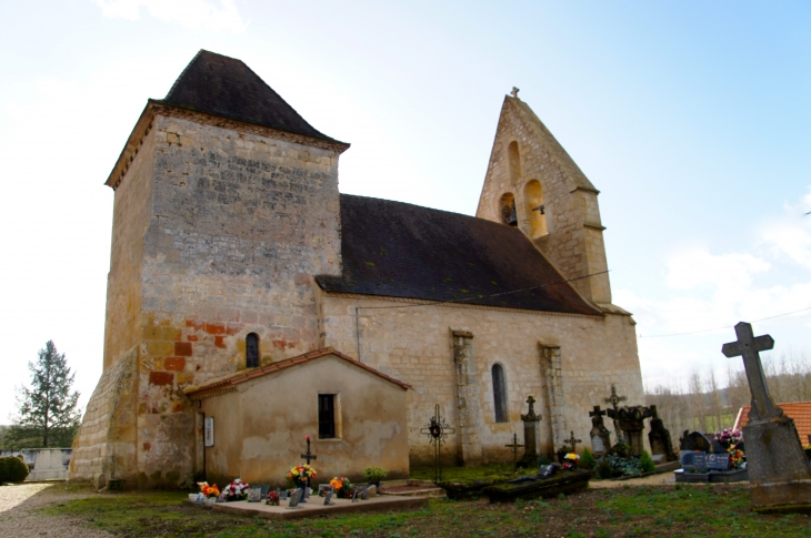 Eglise d'origine romane. - Varennes