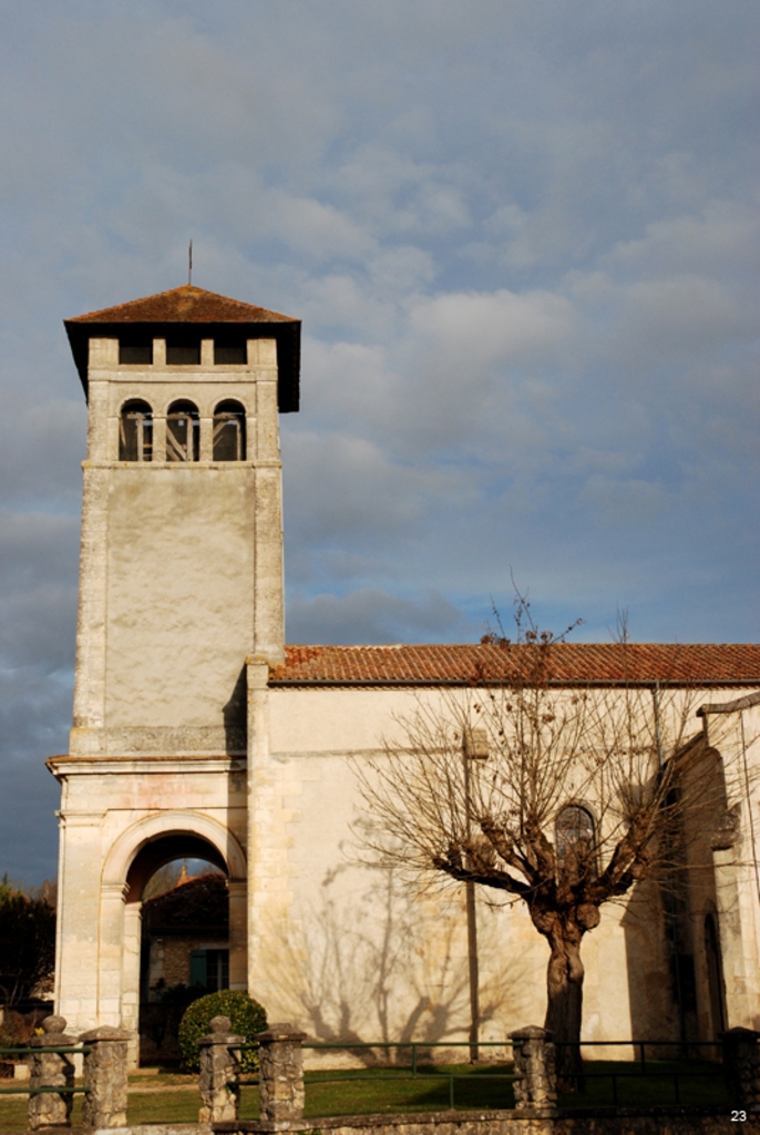 Photo de l'église de Villamblard