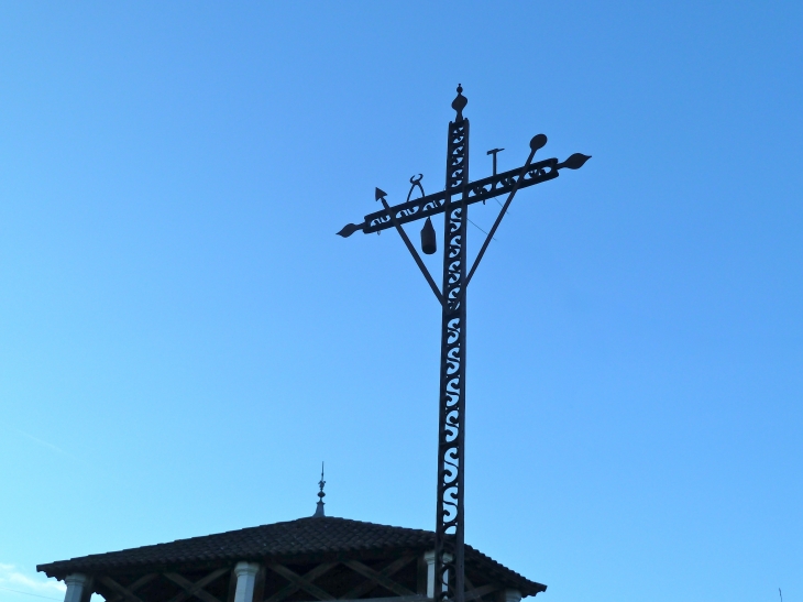 Croix de mission - Villamblard