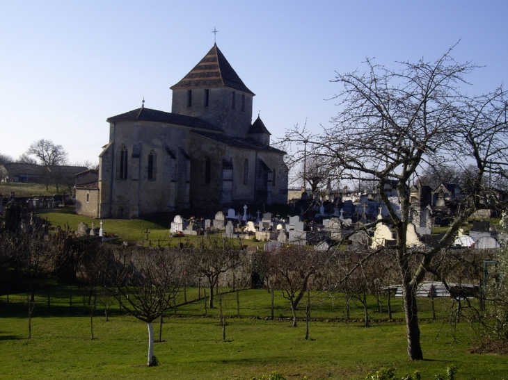 Extra-muros, l'église gothique (IMH). - Villefranche-de-Lonchat