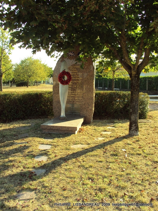 Stèle de la 49e escadrille de la Royal Air Force - Ambarès-et-Lagrave