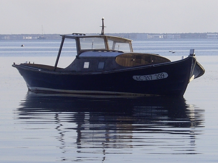 Une pinasse, embarcation emblématique du Bassin d'Arcachon. - Andernos-les-Bains