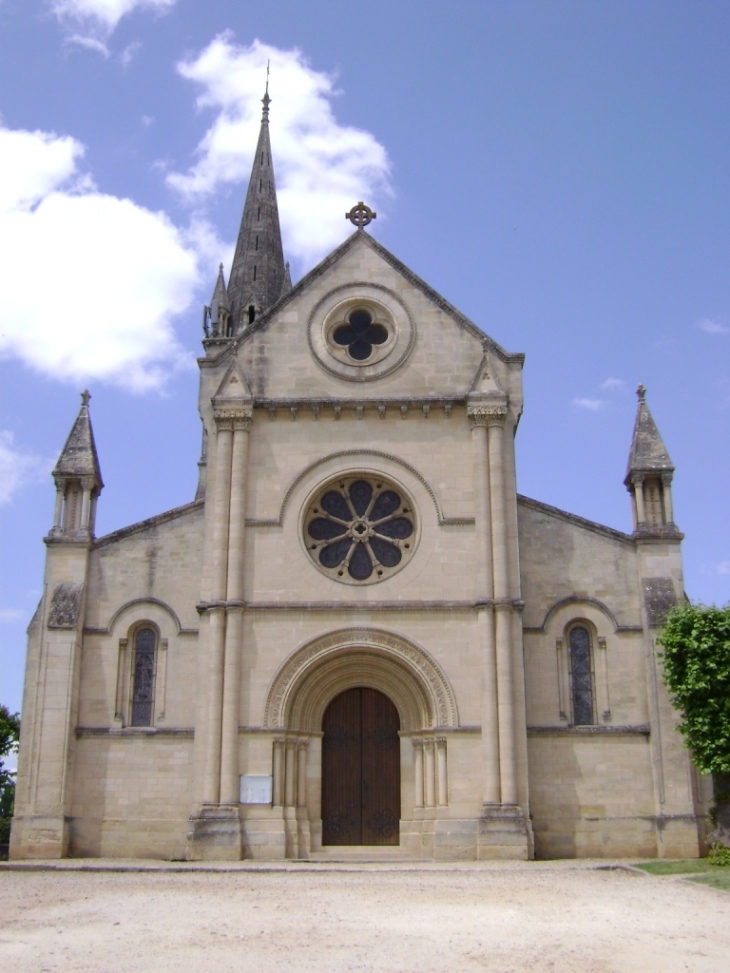 L'église de Béguey