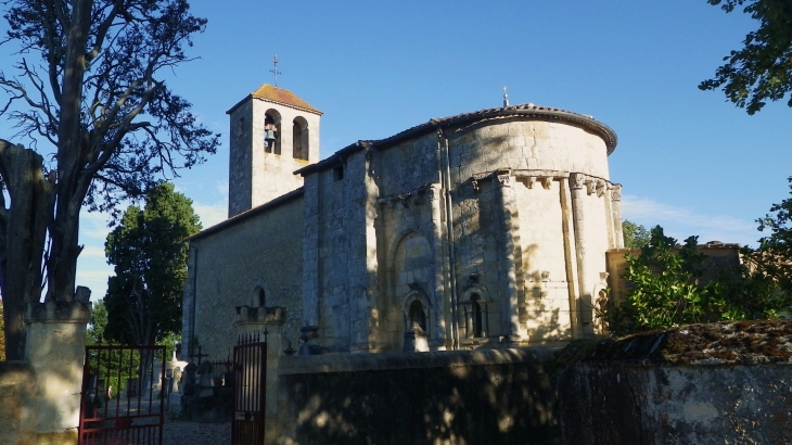 L'église romanr fortifiée de Beychac et son clocher XIIIème. - Beychac-et-Caillau
