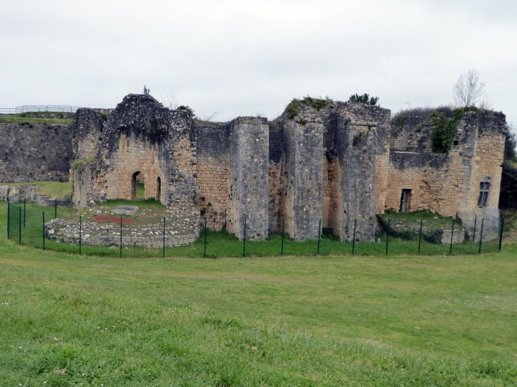 Les ruines du château des Rudel - Blaye