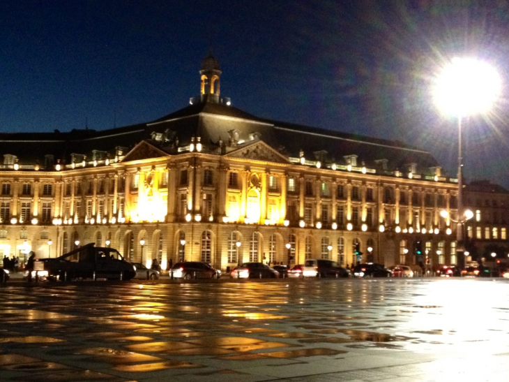La place de la Bourse. - Bordeaux