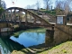 Le pont Noel sur le canal latéral à la Garonne.