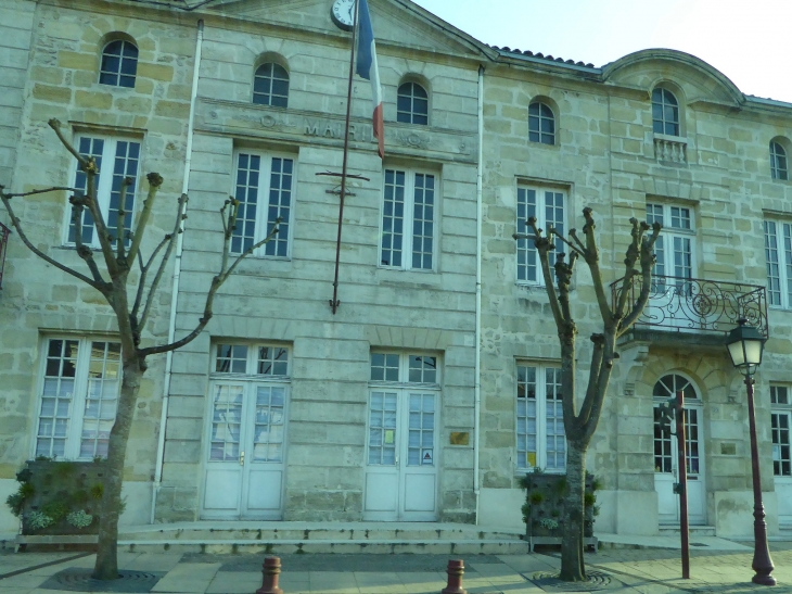 La mairie - Castres-Gironde