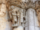 Photo suivante de Cérons Chapiteau de colonne du portail orné de personnages.
