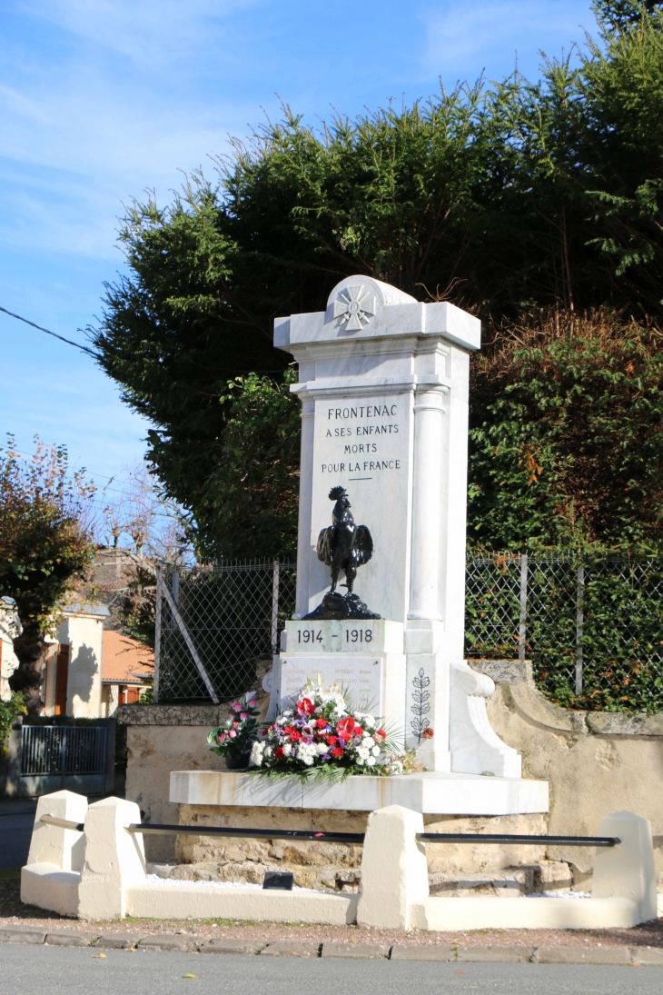 Le Monument aux Morts - Frontenac