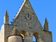 Le clocher mur de l'église Notre Dame