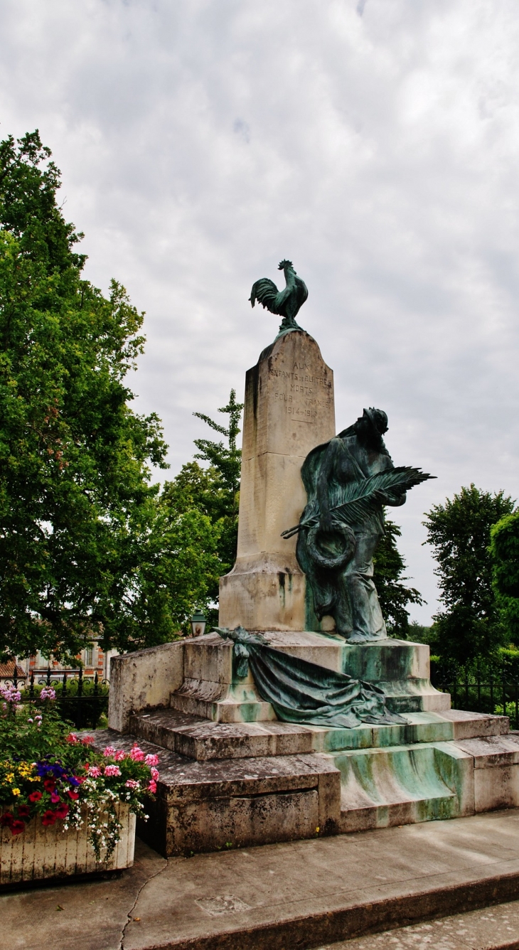 Monument aux Morts - Guîtres