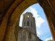 Le clocher octogonal de l'abbaye de la Sauve, a perdu sa flèche tronconique encore visible sur les documents du XIXe siècle.