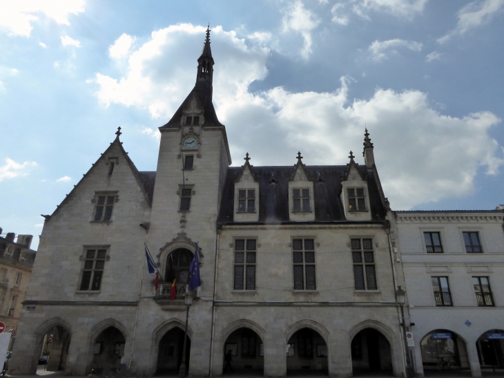 L'hôtel de ville - Libourne