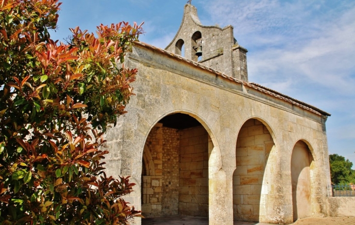 <<église Saint-Etienne - Loupes
