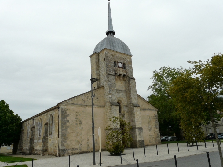 L'église   Crédit : André Pommiès - Ludon-Médoc