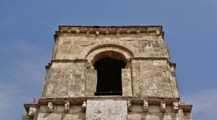 Parsac ( Commune de Montagne ) église Notre-Dame