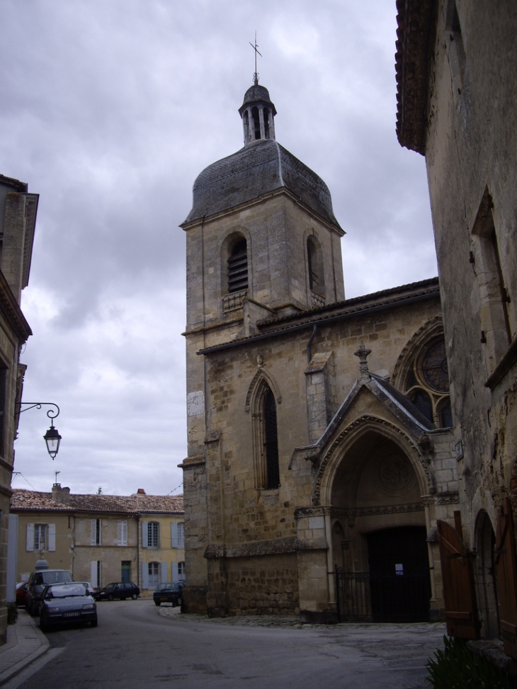 L'église Saint Seurin 12/14ème. - Rions