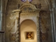 Photo suivante de Rions A l'intérieur de l'église, un remarquable retable du 18ème.