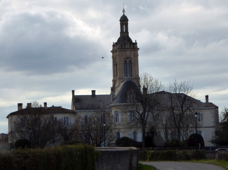 L'église - Saint-Estèphe