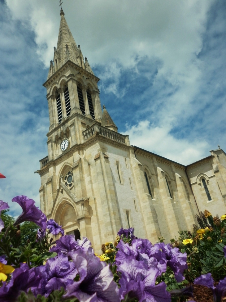 L'église XIXème. - Saint-Jean-d'Illac