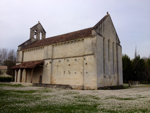 Chapelle hospitalière romane (MH) à Magrigne. - Saint-Laurent-d'Arce