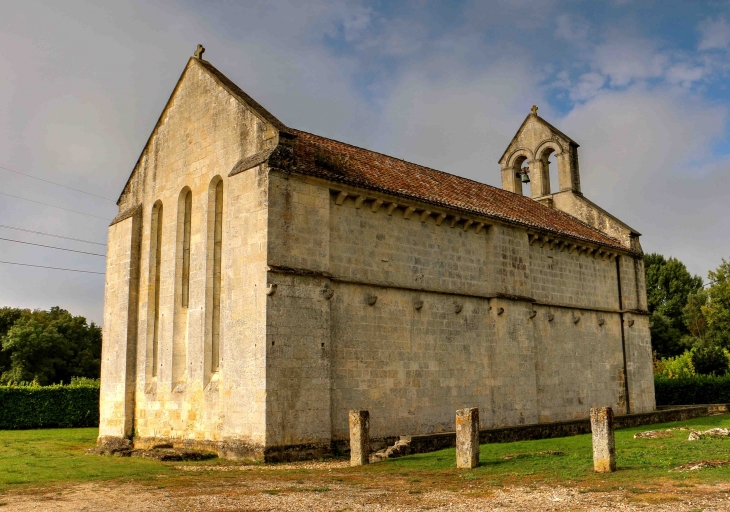 Chapelle templière de Magrigne - Saint-Laurent-d'Arce