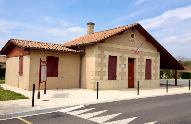 La mairie. - Saint-Léon
