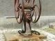 Photo précédente de Saint-Macaire Ancienne pompe à eau.