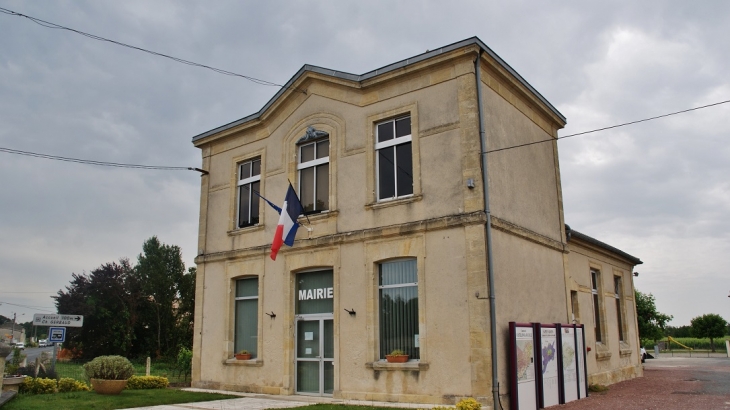 La Mairie - Saint-Pey-d'Armens