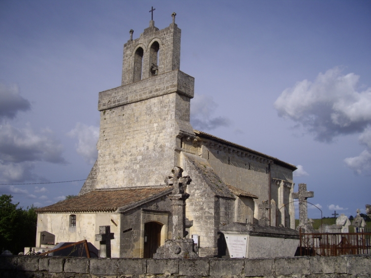 Eglise romane - Saint-Quentin-de-Baron
