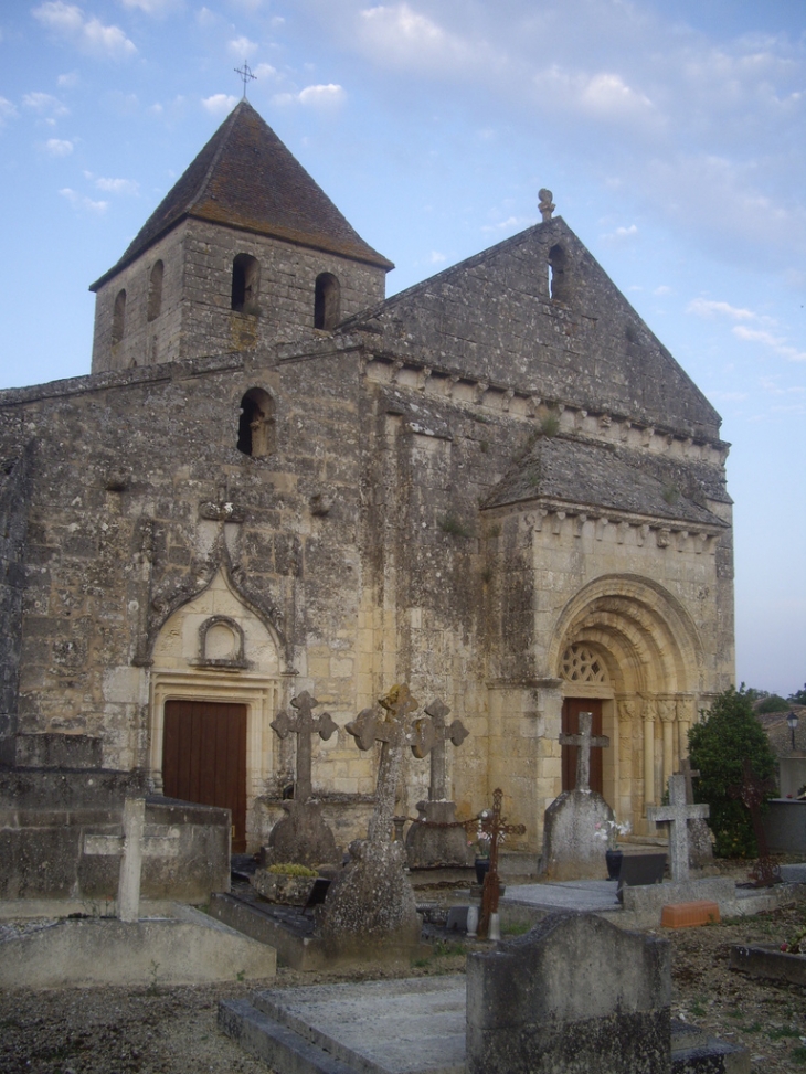 L'église romane 12ème (IMH). - Saint-Vincent-de-Pertignas