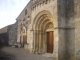 Photo précédente de Saint-Vincent-de-Pertignas Le portail à voussures et les chapiteaux historiés.