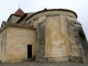 Photo précédente de Tayac Le chevet de l'église Notre Dame. L'abside est soutenue de l'extérieur par de gros contreforts rajoutés à une période ultérieure.