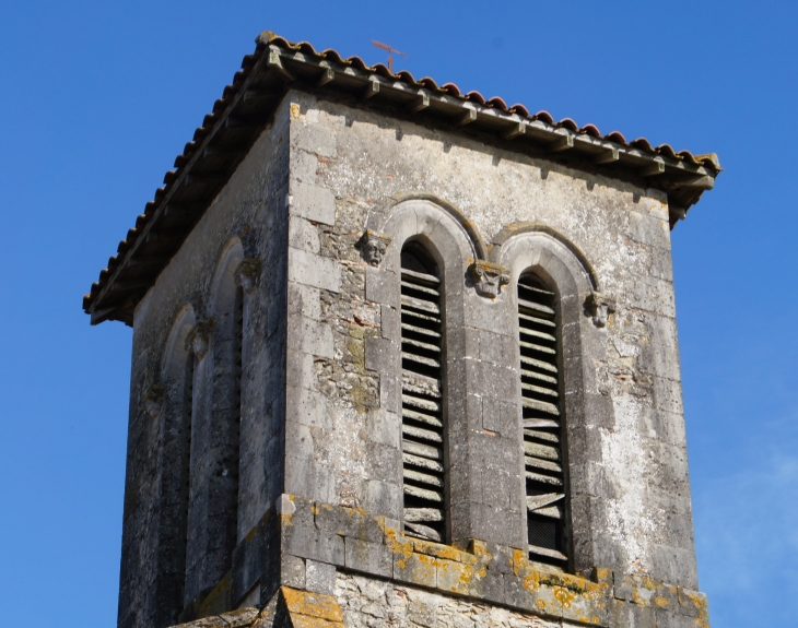 Le clocher de l'église Saint-Barthélémy. - Créon-d'Armagnac