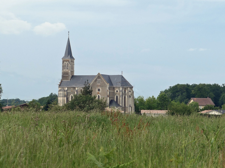L'église - Le Vignau