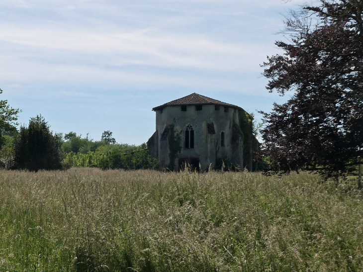 Ancienne chapelle fortifiée - Saint-Gein